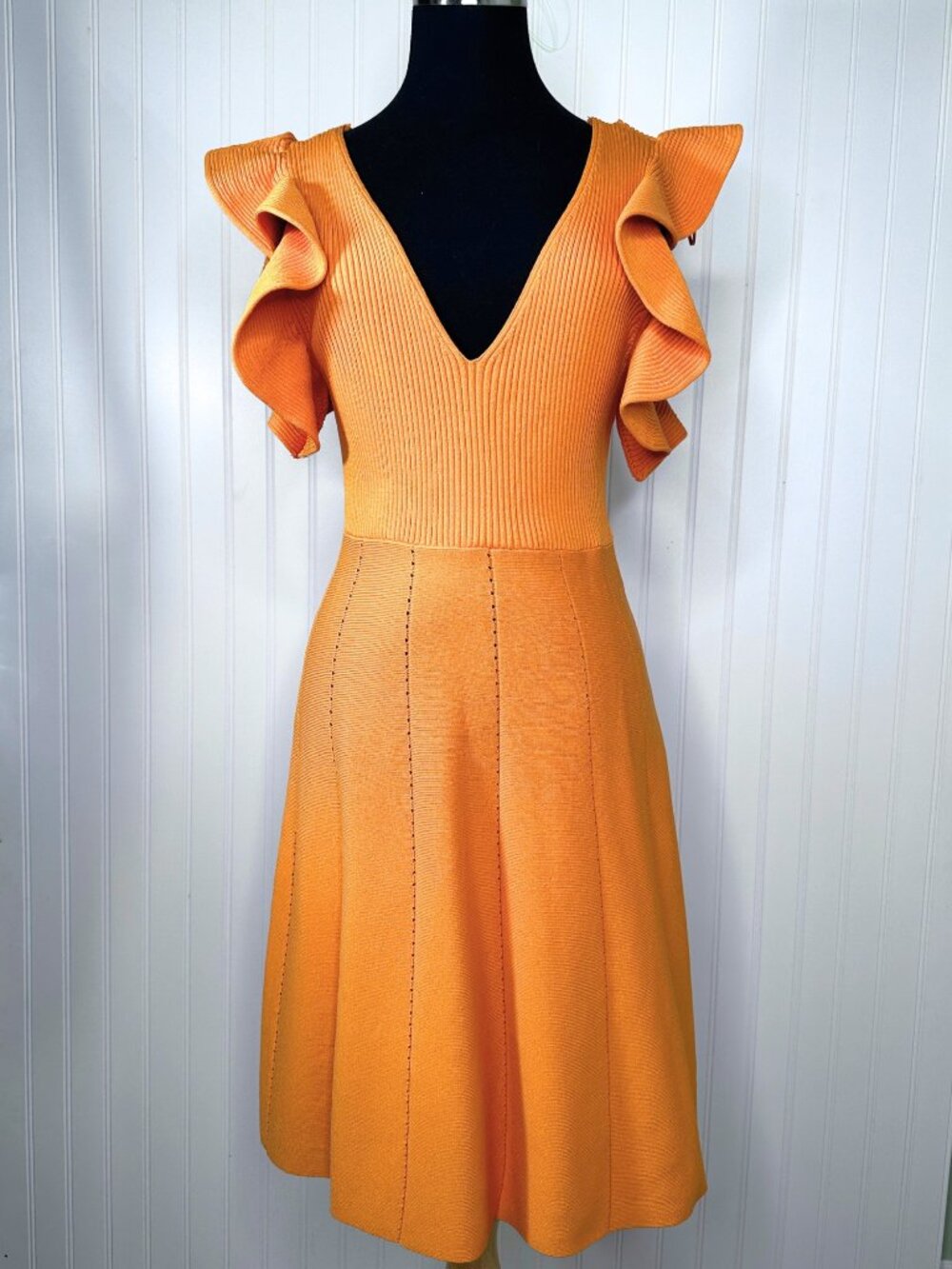 Zara Orange Ruffled Knit V-Neck Mini Dress Size Medium